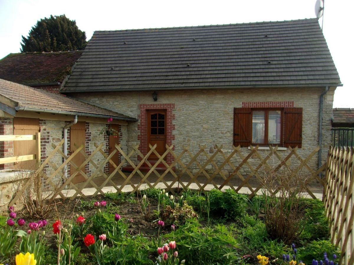 Gîte à la campagne Cressonsacq Exterior foto
